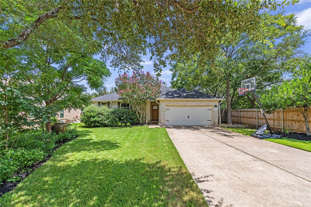 9131 Edwardson Ln - Photo 1