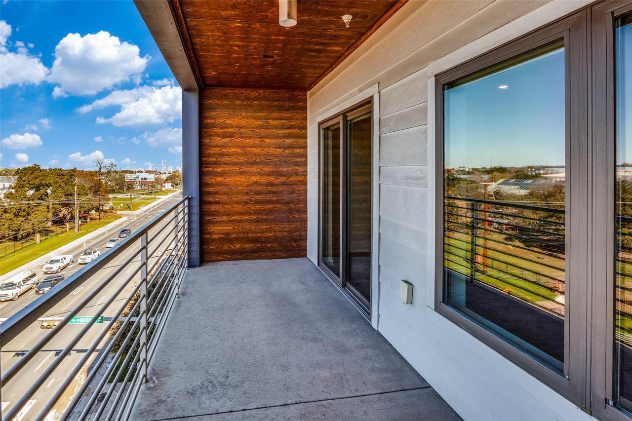 4361 Congress Ave - Photo 1