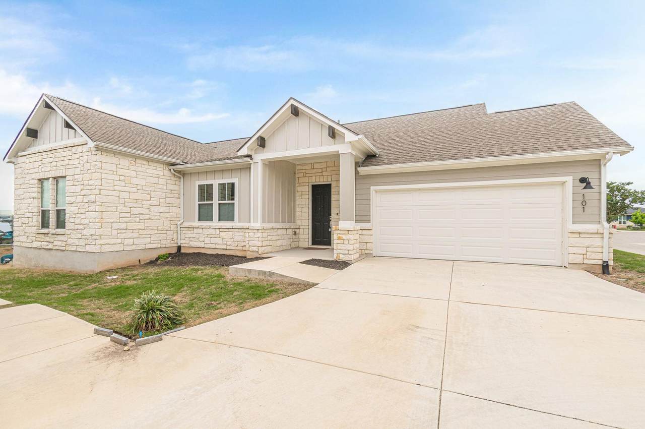 404 Eagle Dr - Photo 1