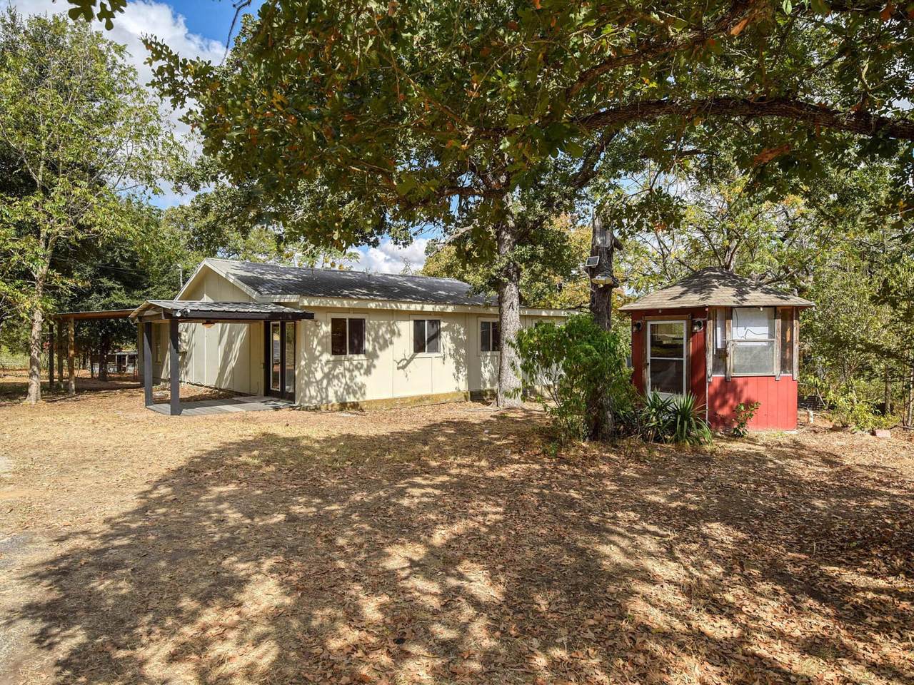 176 Lacy Dr - Photo 1
