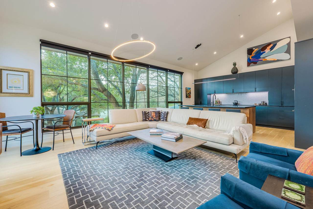 6820 Cypress Pt - Photo 1