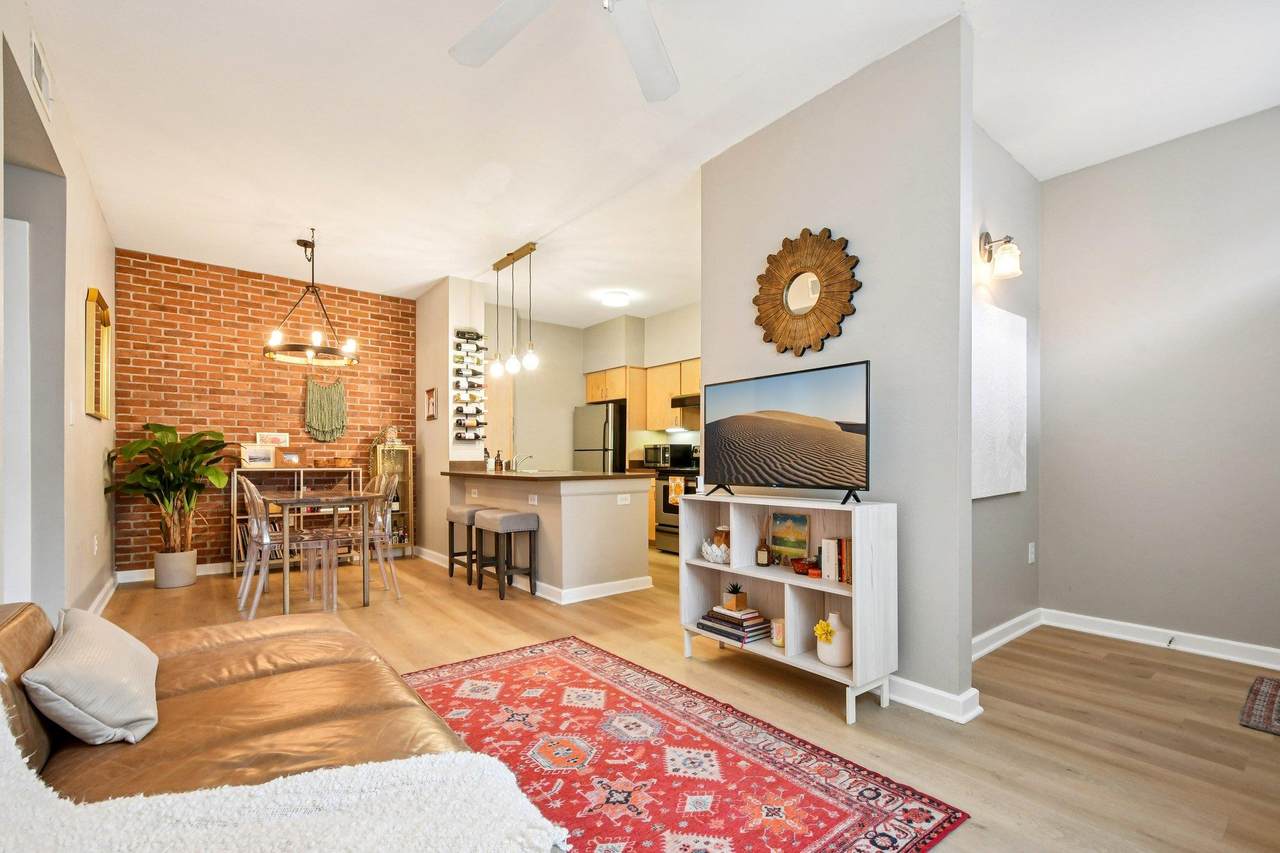 1201 Grove Blvd - Photo 1