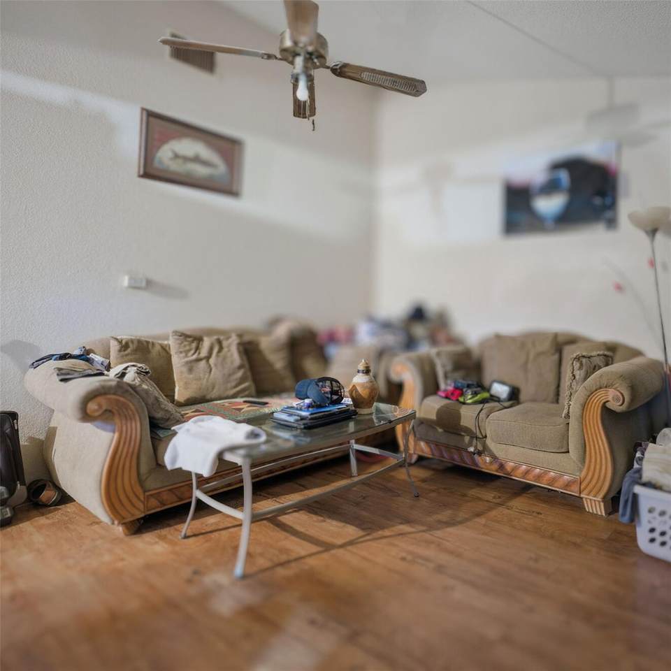 https://bt-photos.global.ssl.fastly.net/austin/1280_boomver_2_5657948-2.jpg