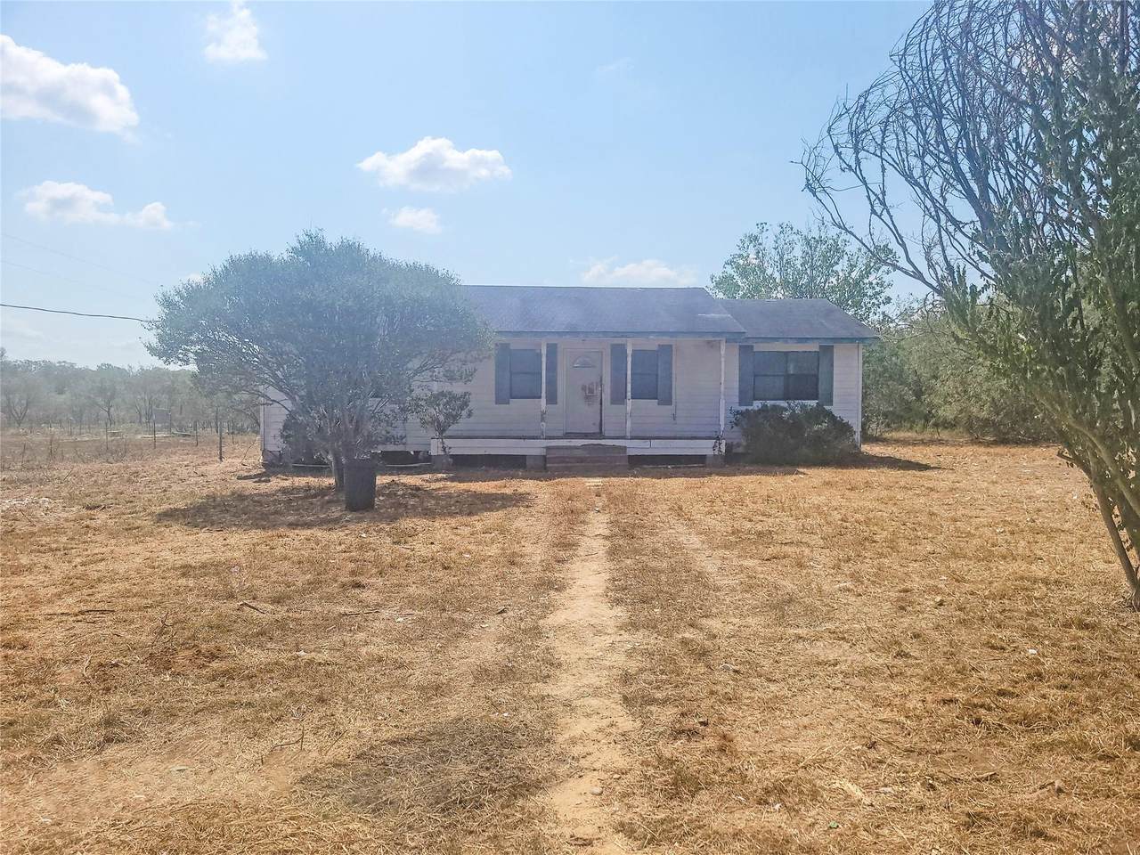 747 Chamberlin Rd - Photo 1