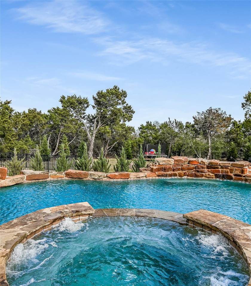 https://bt-photos.global.ssl.fastly.net/austin/1280_boomver_2_5827390-2.jpg