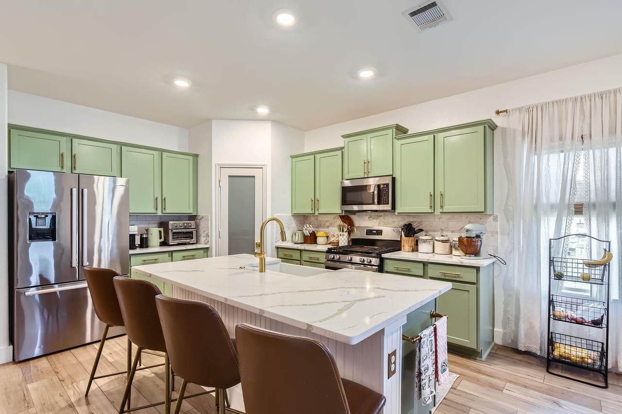 261 Mendoza - Photo 1
