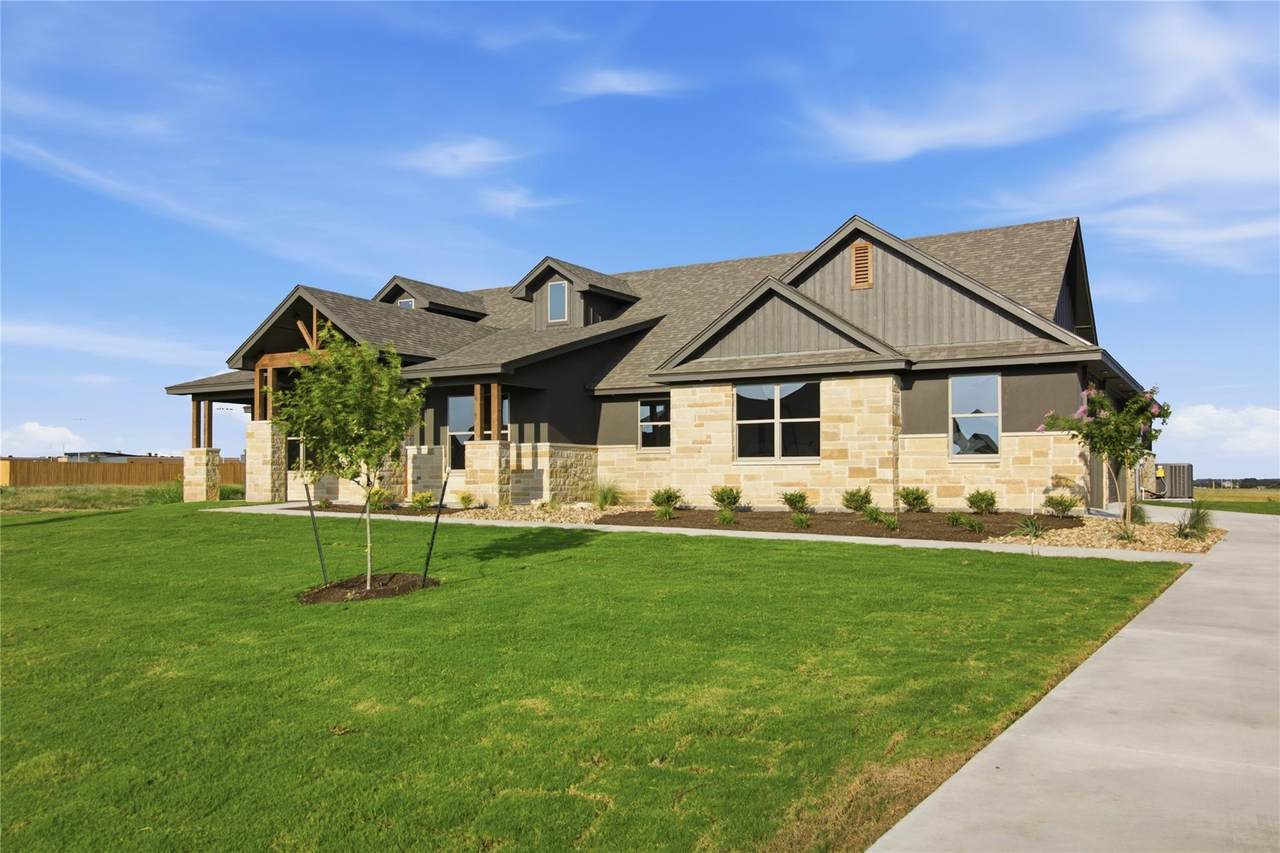 11109 Golden Eagle Ave - Photo 1