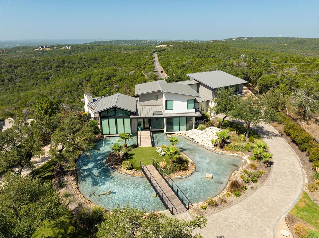 8209 Two Coves Dr - Photo 1