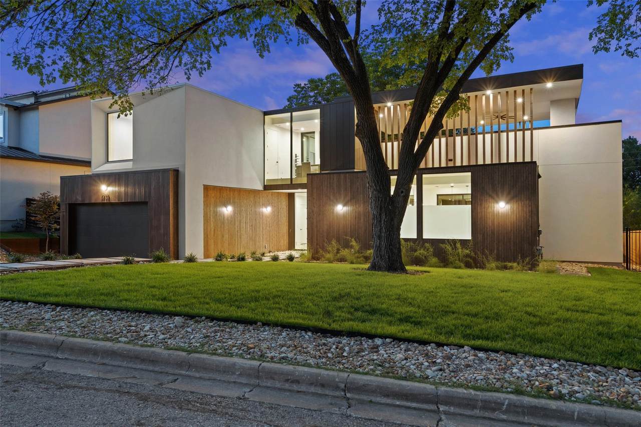 2502 Barhill Dr - Photo 1