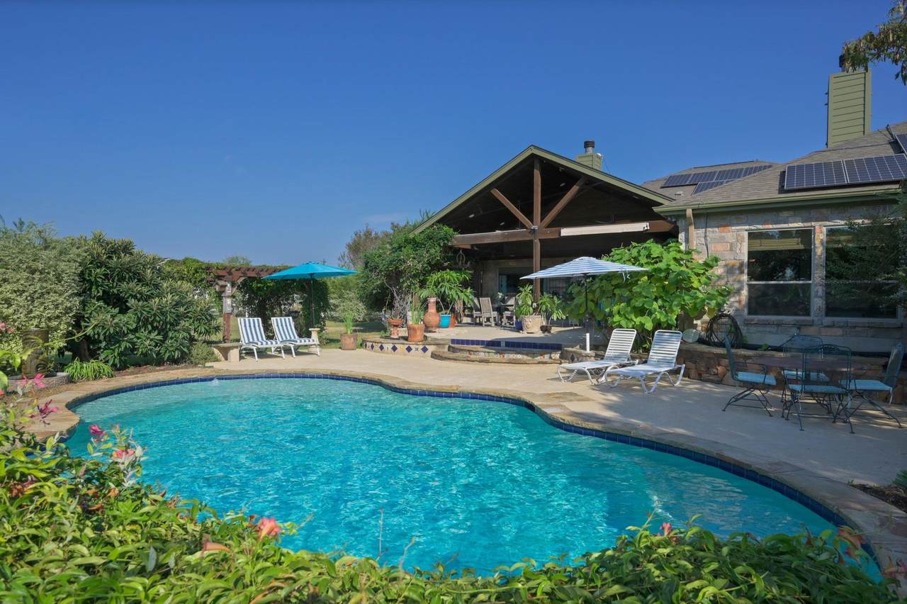 368 Courtnees Way - Photo 1