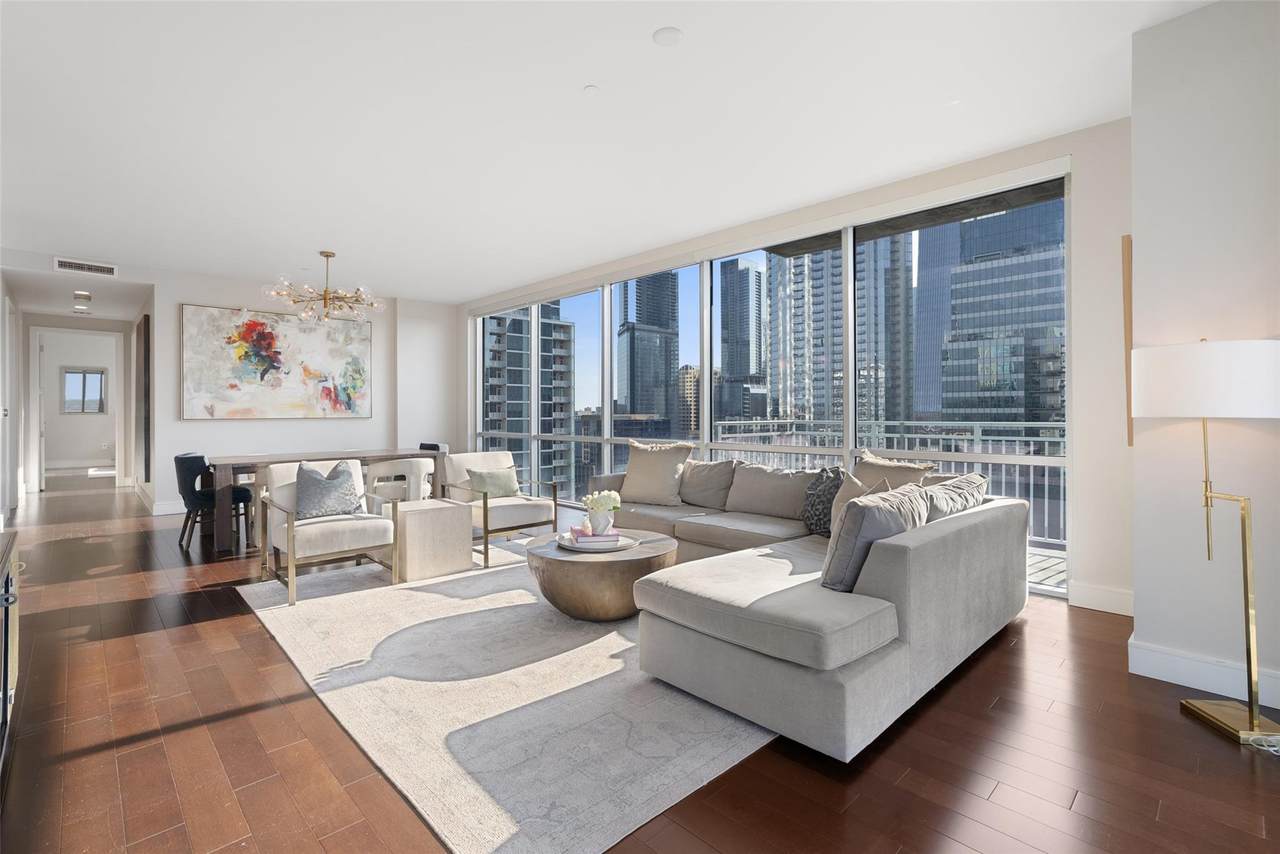 222 West Ave - Photo 1