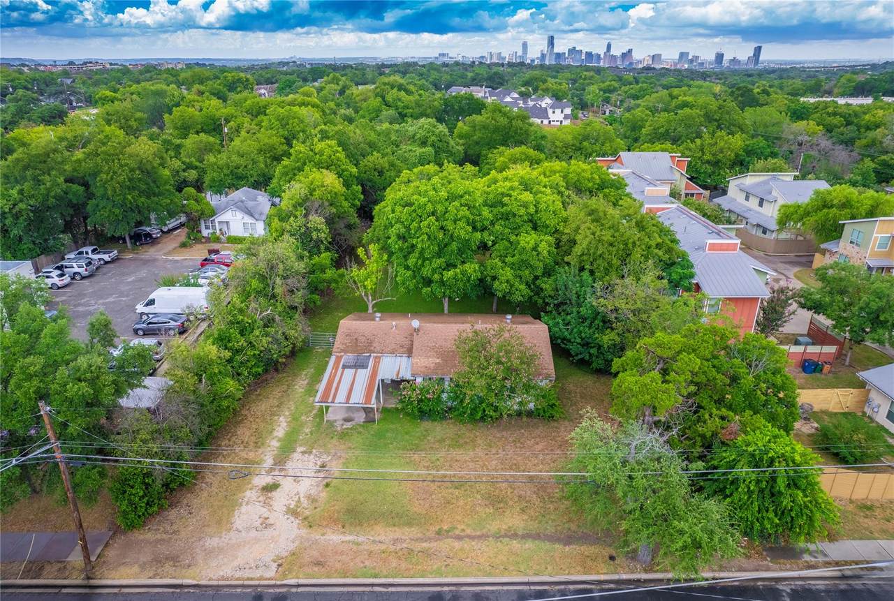 1806 Fortview Rd - Photo 1