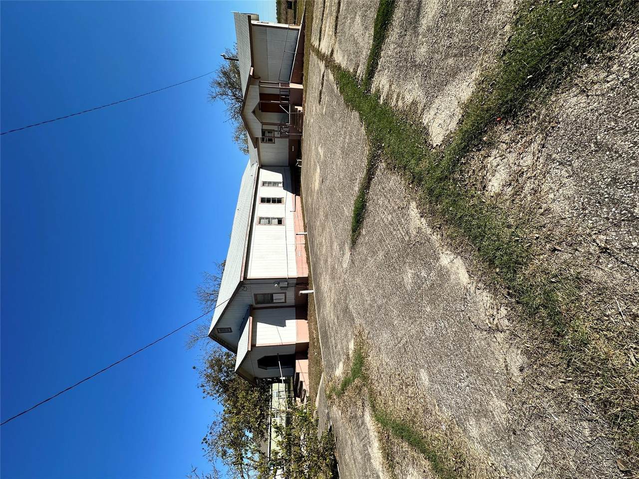 125 2nd Ave - Photo 1