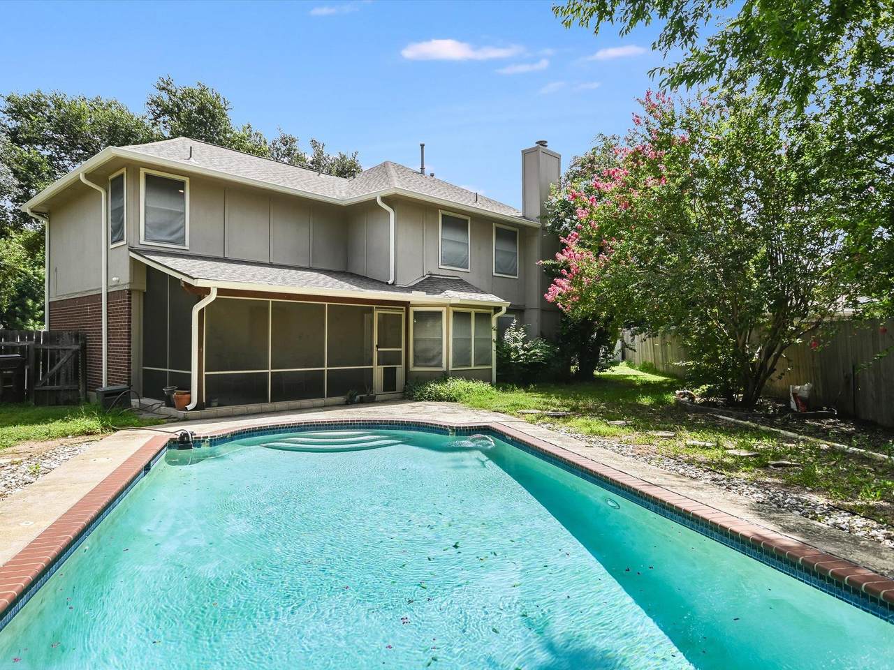 2001 Aster Way - Photo 1