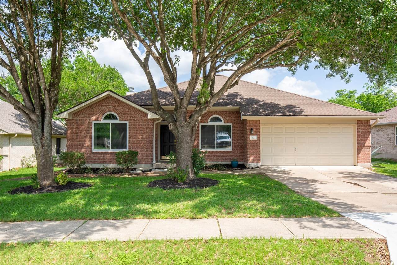 903 Plumbago Dr - Photo 1