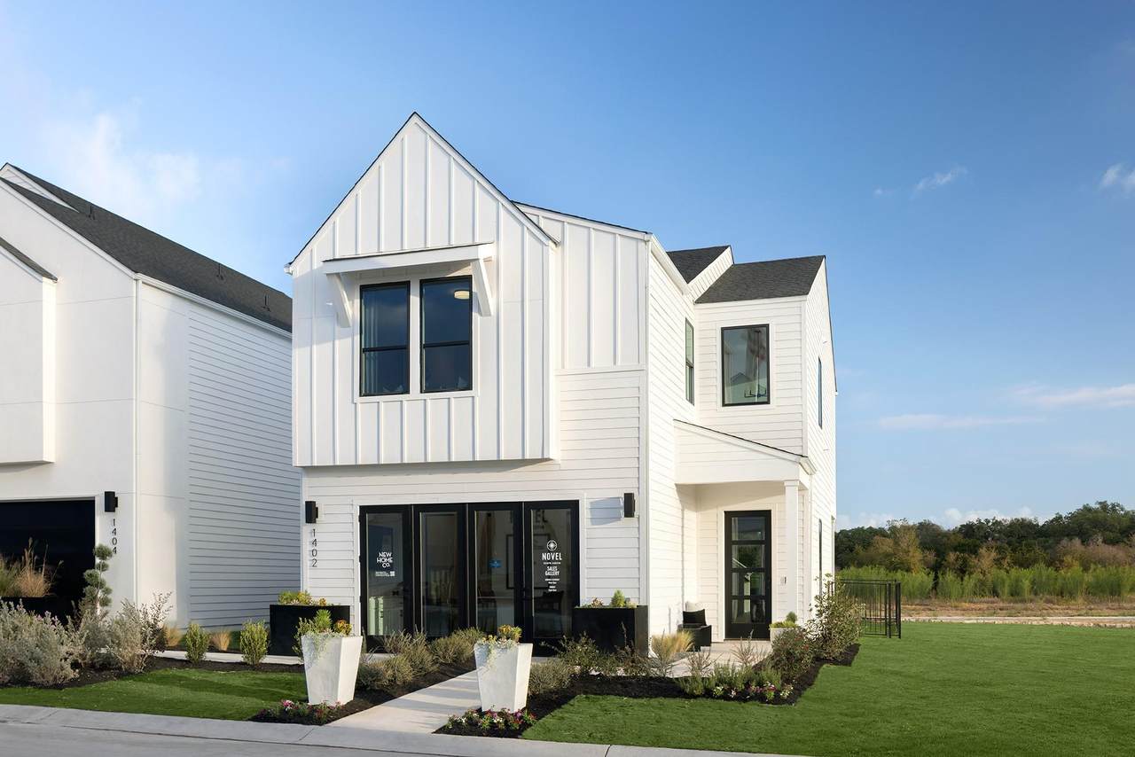 1407 Rambling Rose Rd - Photo 1