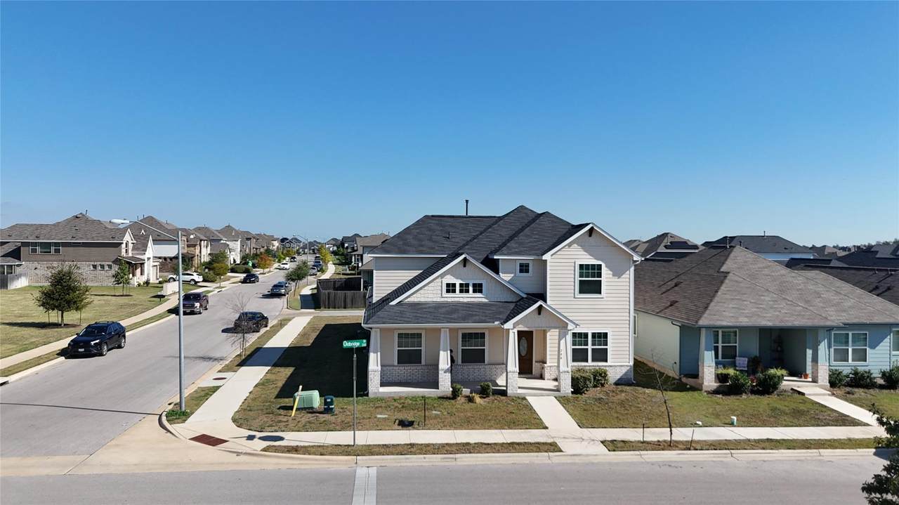 200 Oldbridge Dr - Photo 1