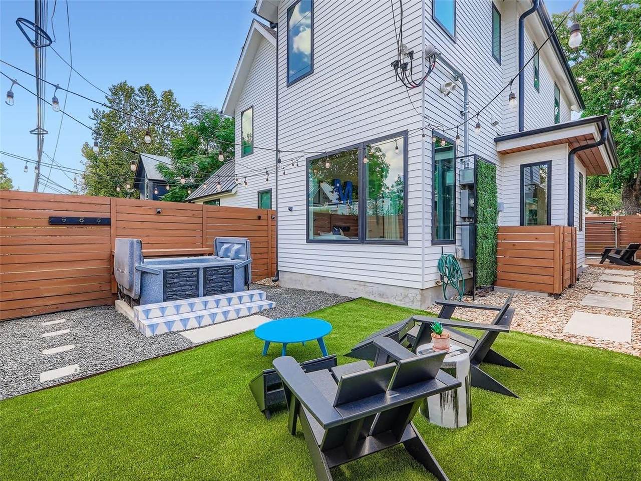 512 Sacramento Dr - Photo 1