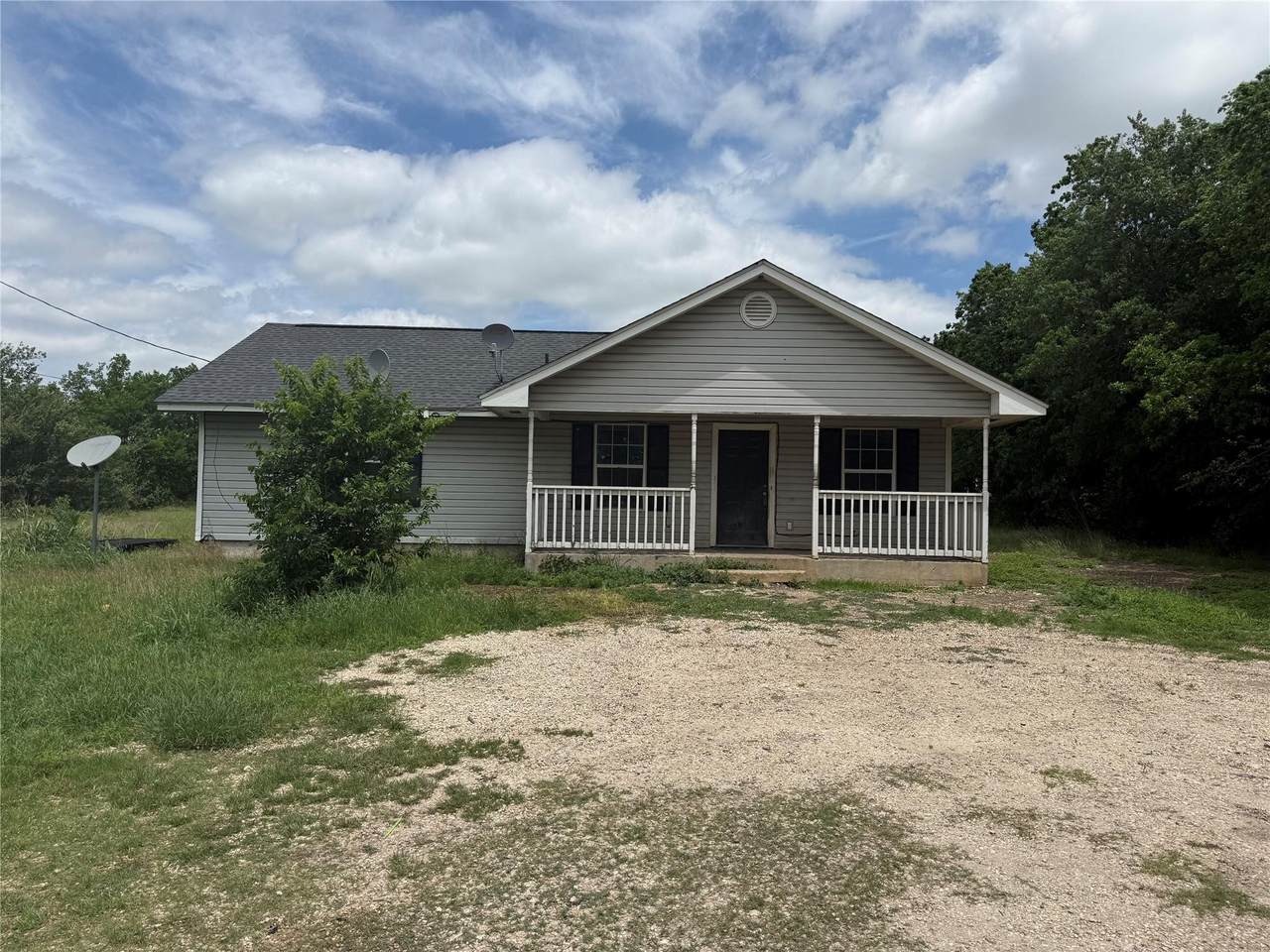 231 Green Acres - Photo 1