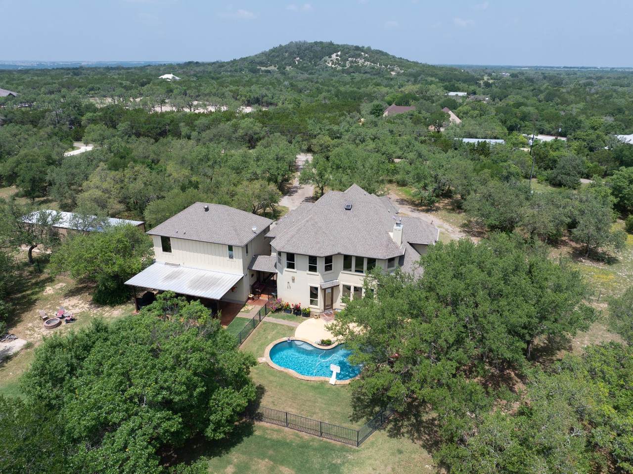 https://bt-photos.global.ssl.fastly.net/austin/orig_boomver_2_7114928-2.jpg