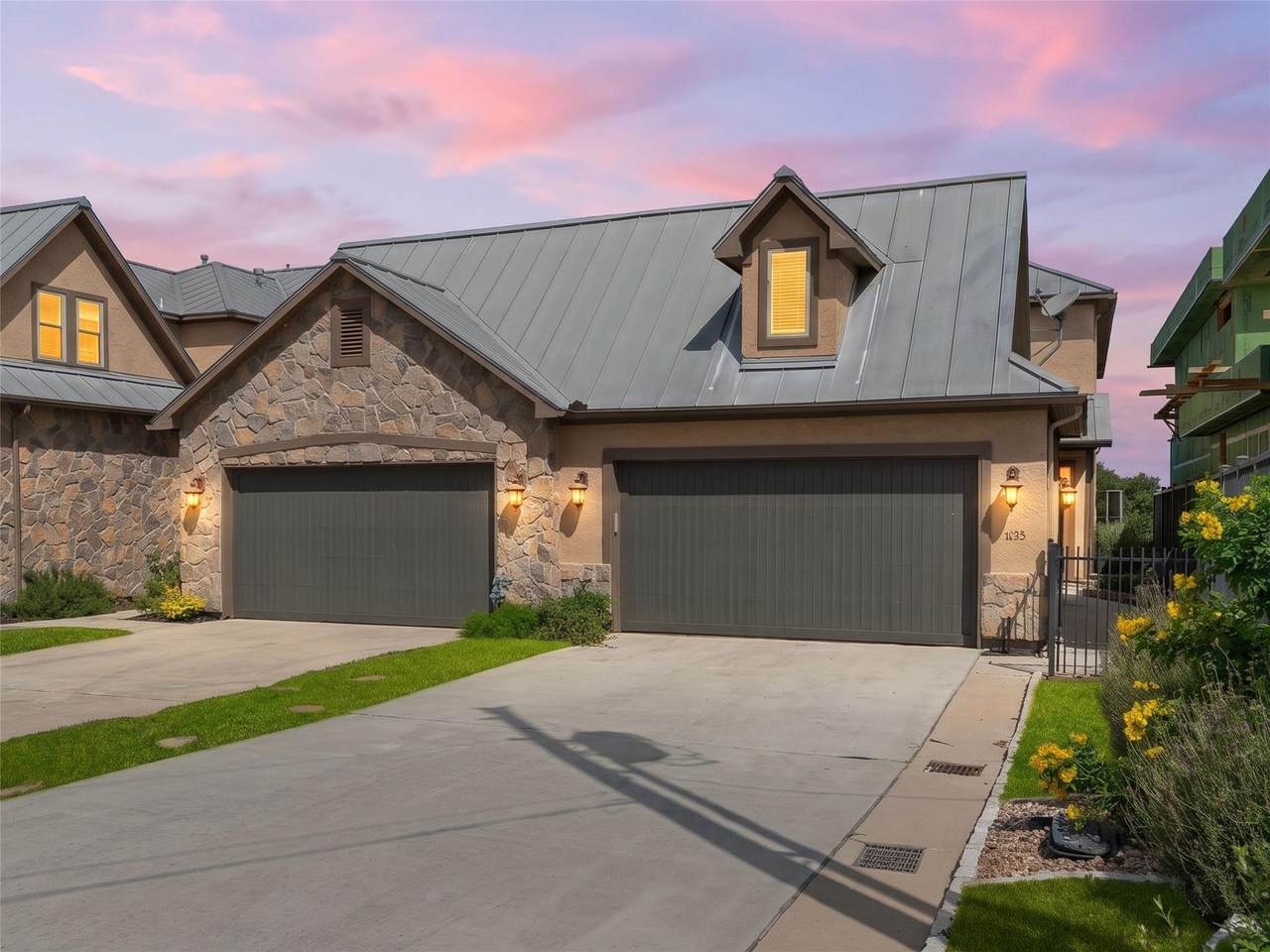 1033 Gruene Rd - Photo 1