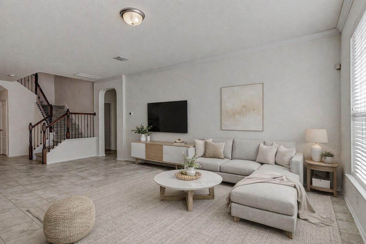 339 Alamosa Dr - Photo 1