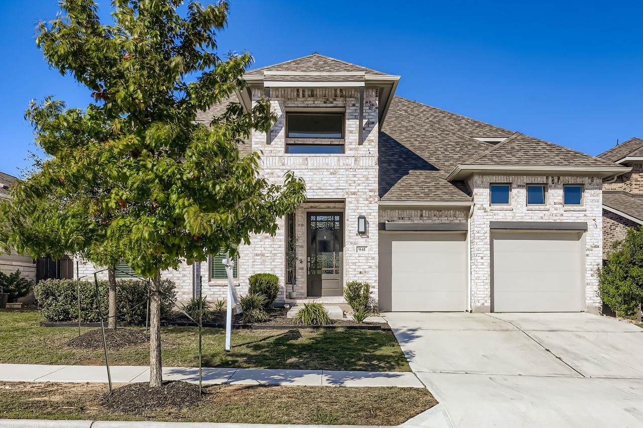 941 Rabbit Brush Rd - Photo 1