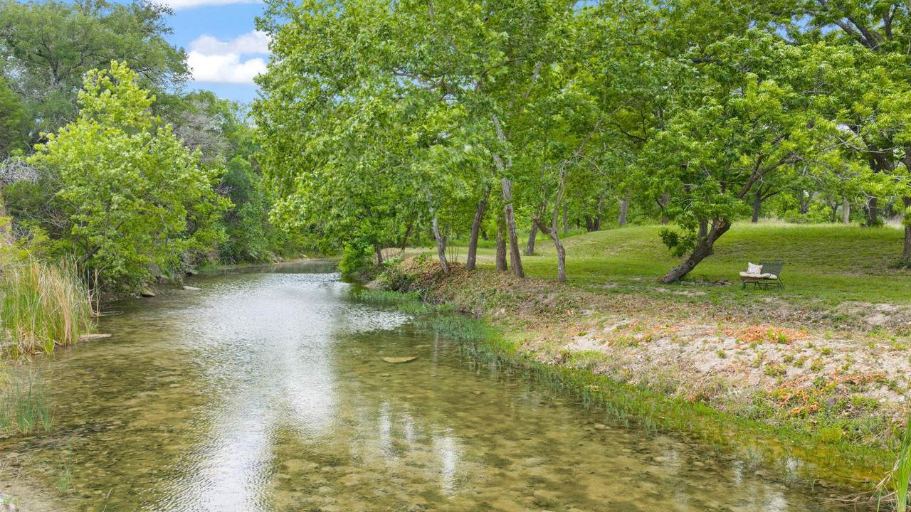 https://bt-photos.global.ssl.fastly.net/austin/1280_boomver_2_7542034-2.jpg