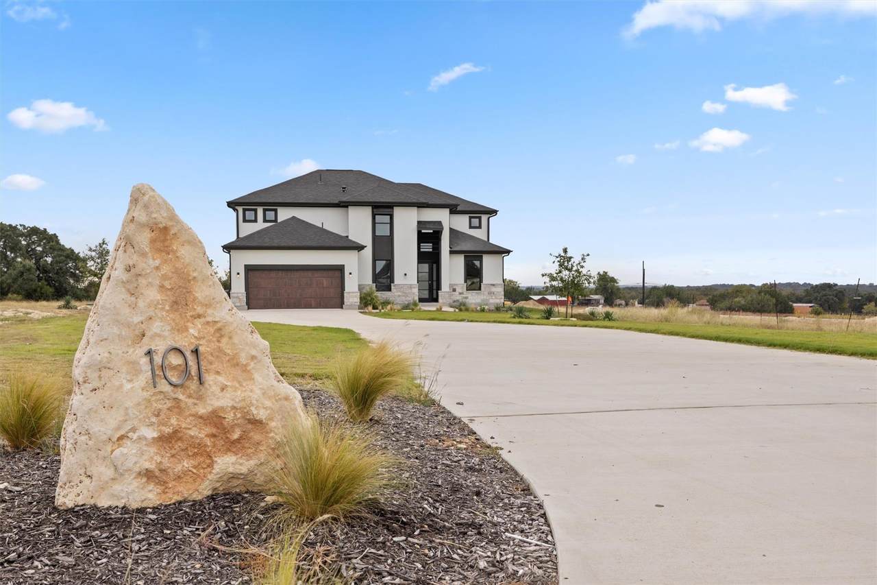 101 Fall Dr - Photo 1