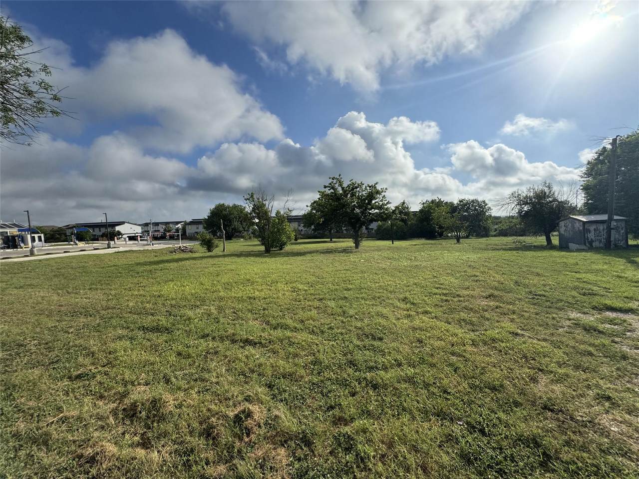 1371 Fm 150 Rd - Photo 1