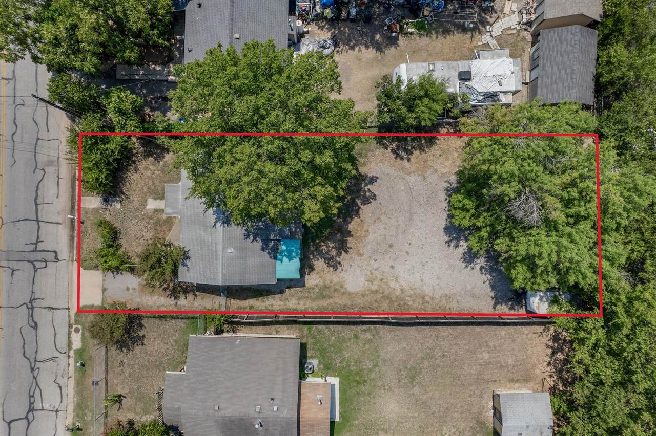 908 Vargas Rd - Photo 1