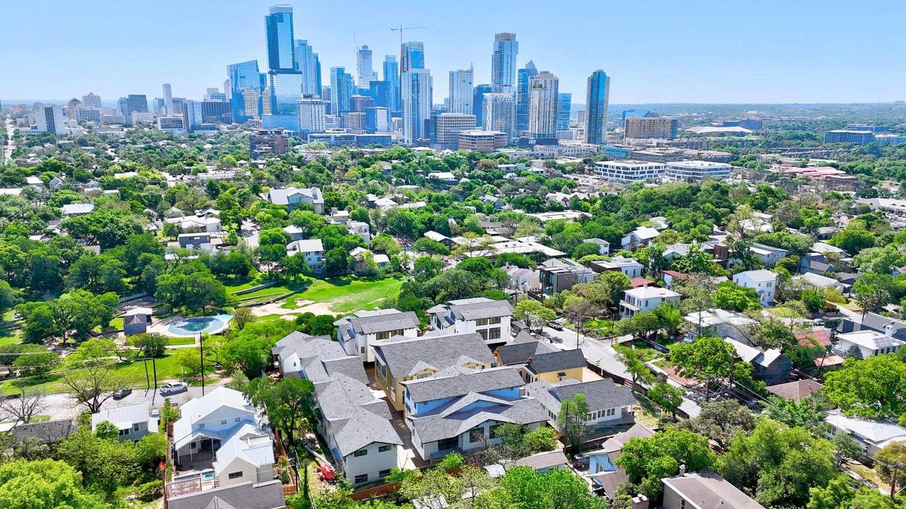 1408 9th St - Photo 1