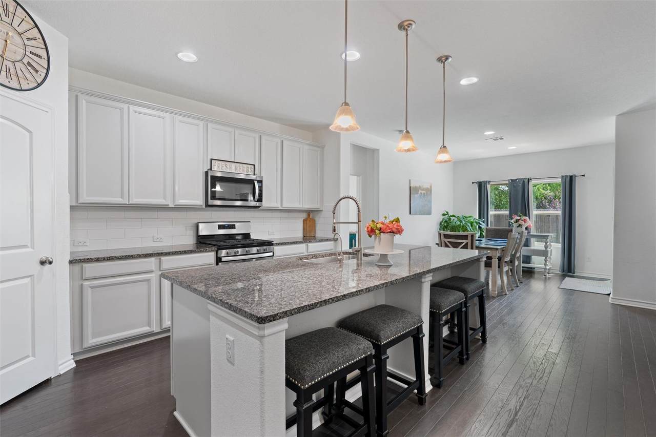 12009 Texana Trl - Photo 1