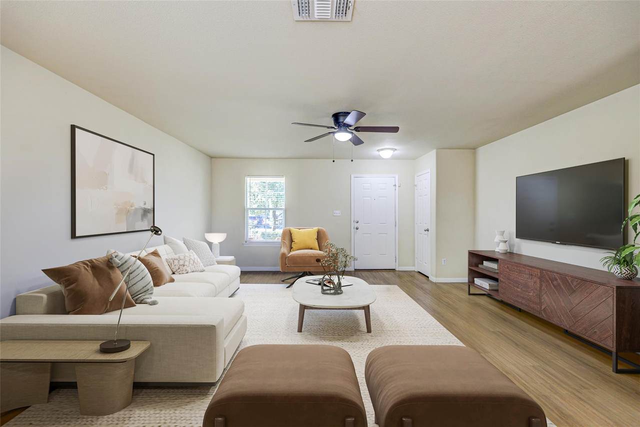 267 Voyager Cv - Photo 1