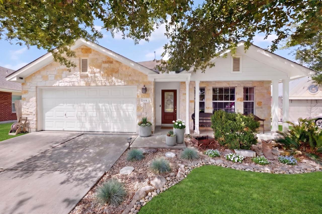 531 Goldenrod St - Photo 1