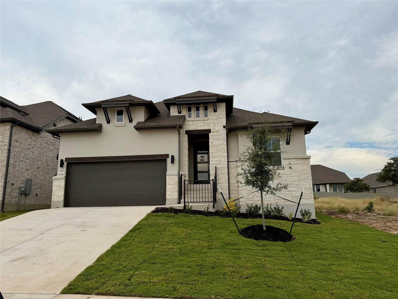 501 Texas Sky Dr - Photo 1