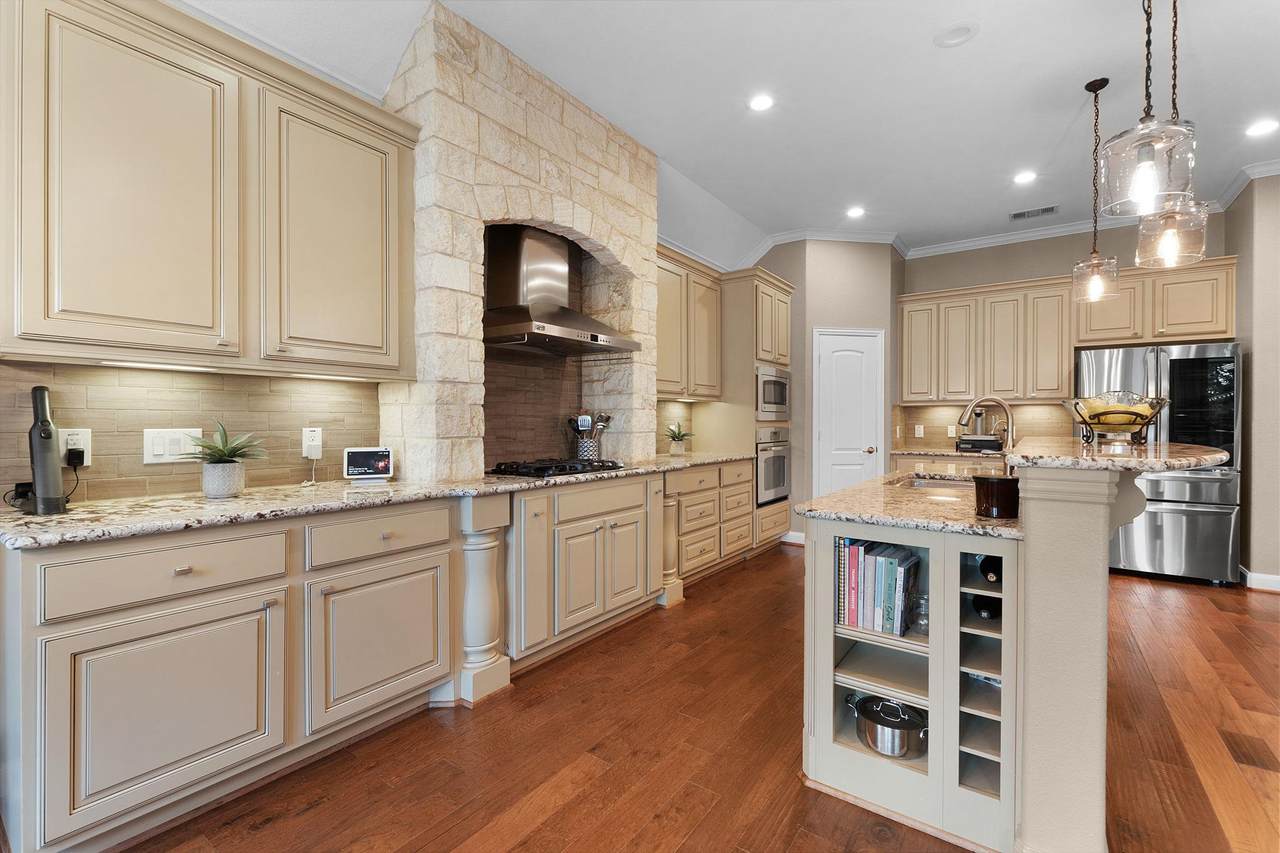 4507 Monterosa Ln - Photo 1