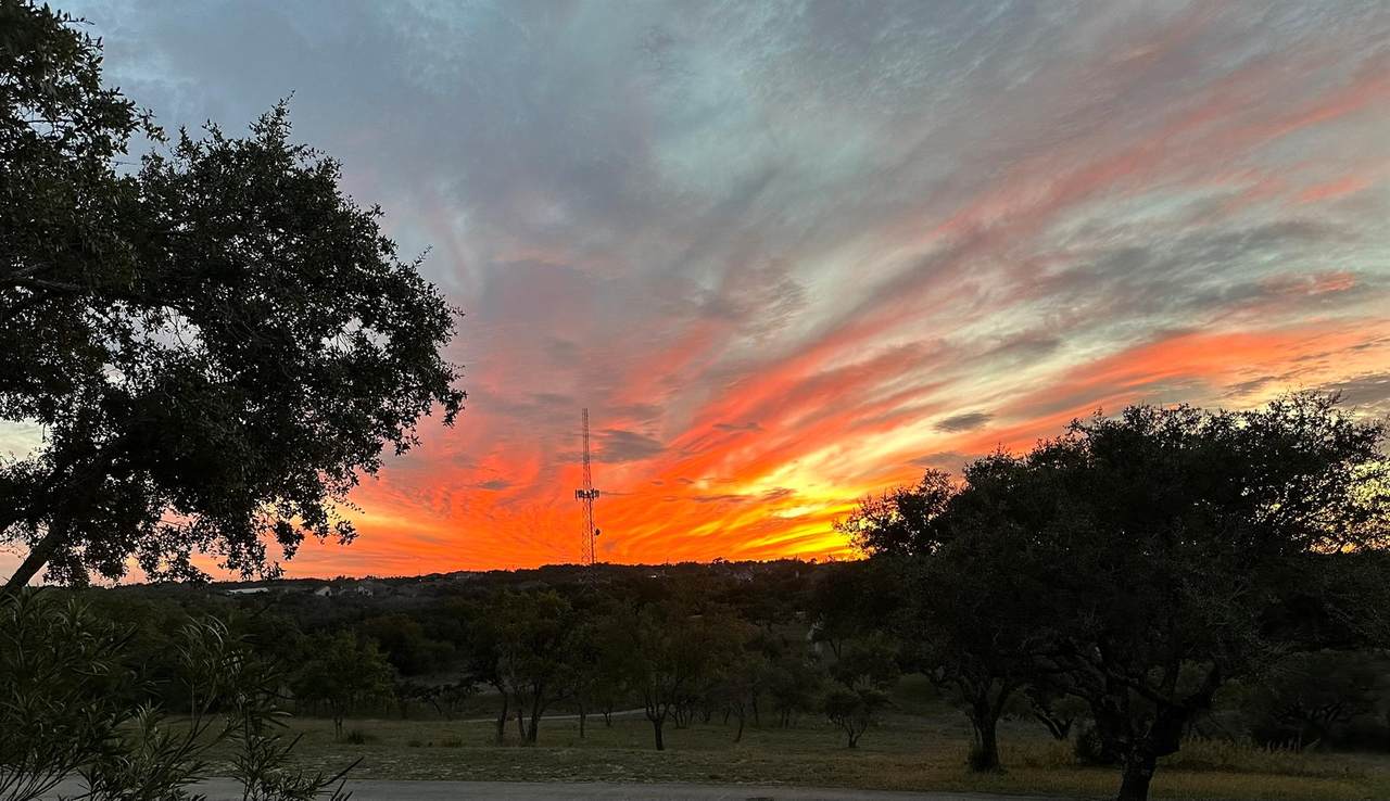 360 Sunset Rdg - Photo 1