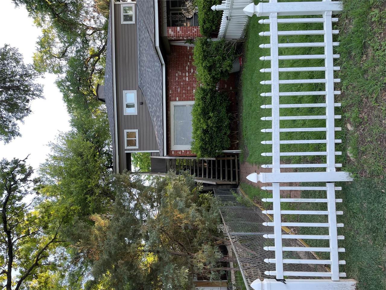10310 Gail Rd - Photo 1