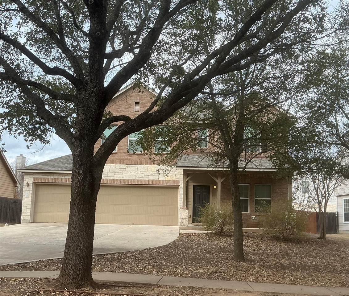 809 Hometown Pkwy - Photo 1