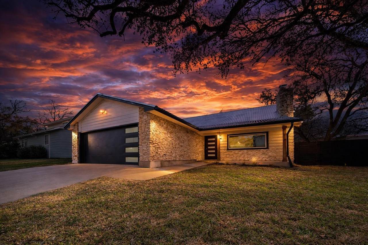 507 Dittmar Rd - Photo 1