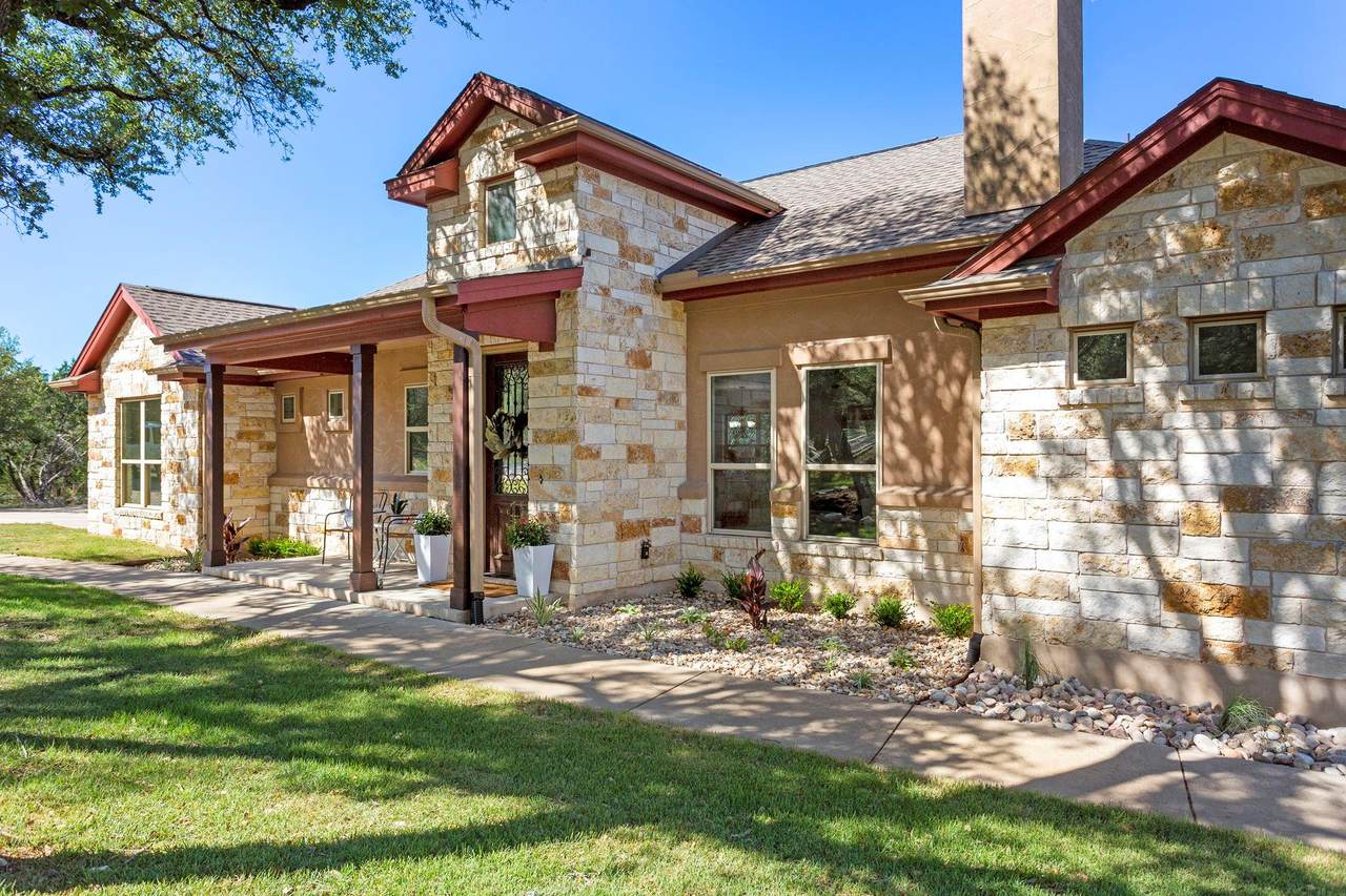 2881 Cedar Hollow Rd - Photo 1