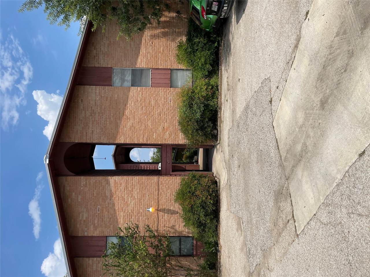 2222 Mission Hill Dr - Photo 1