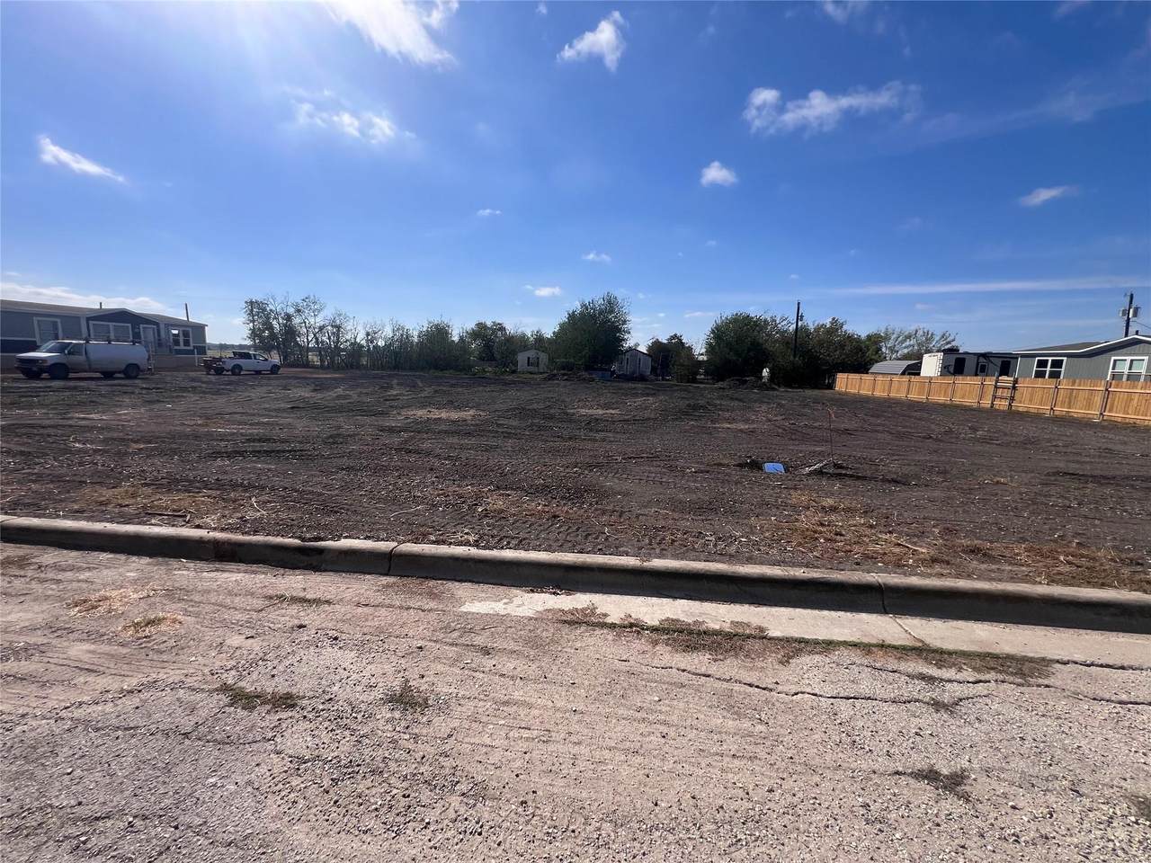 706 Pecan St - Photo 1