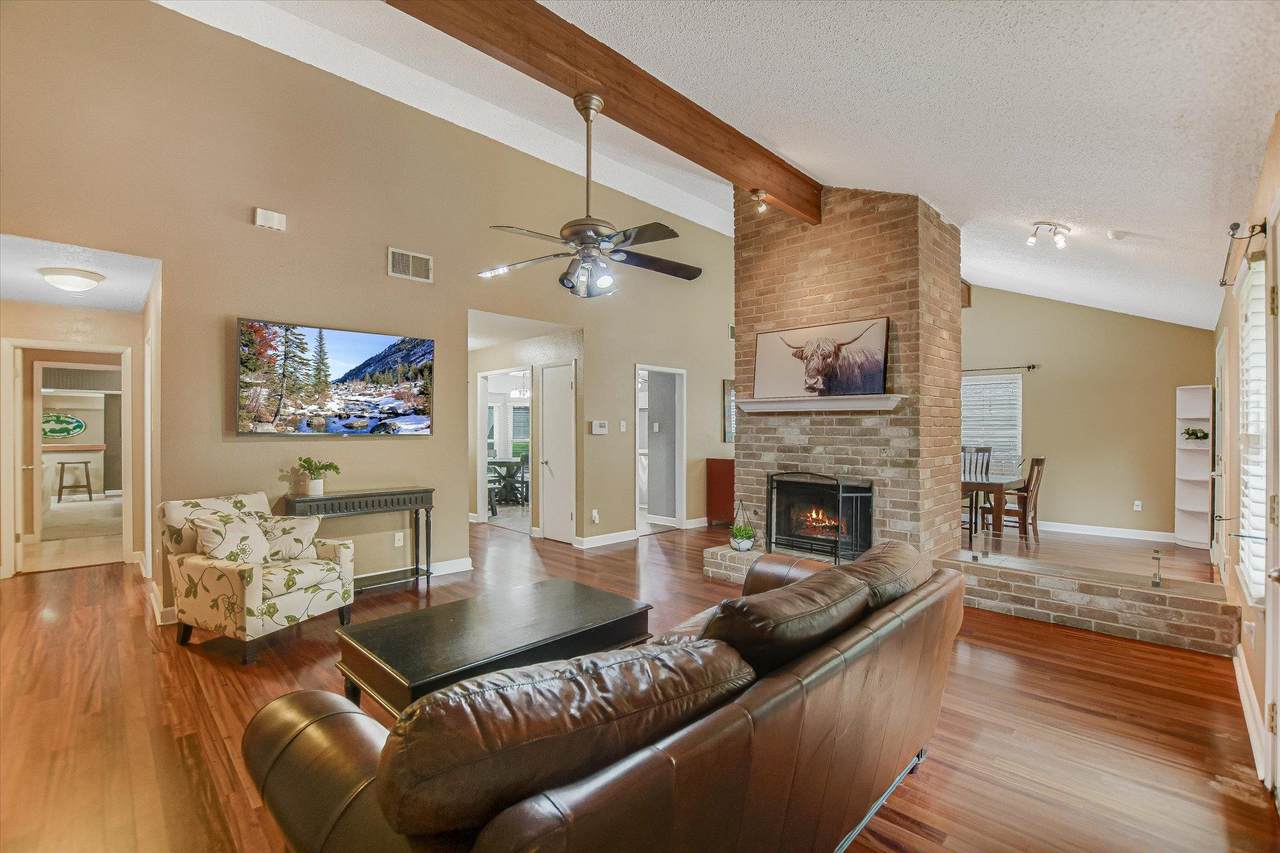 5810 Secrest Dr - Photo 1