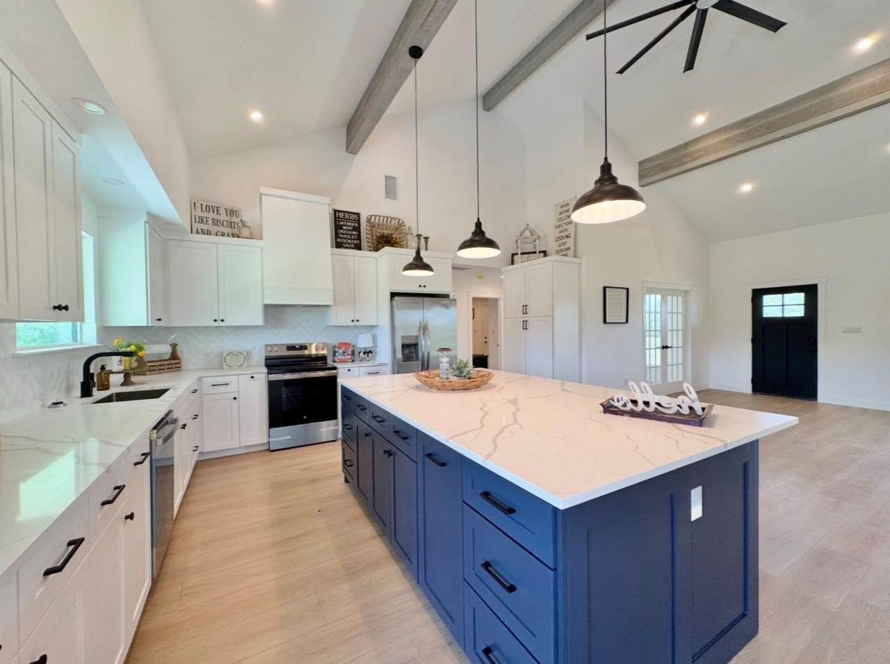 1294 Private Road 7037 - Photo 1