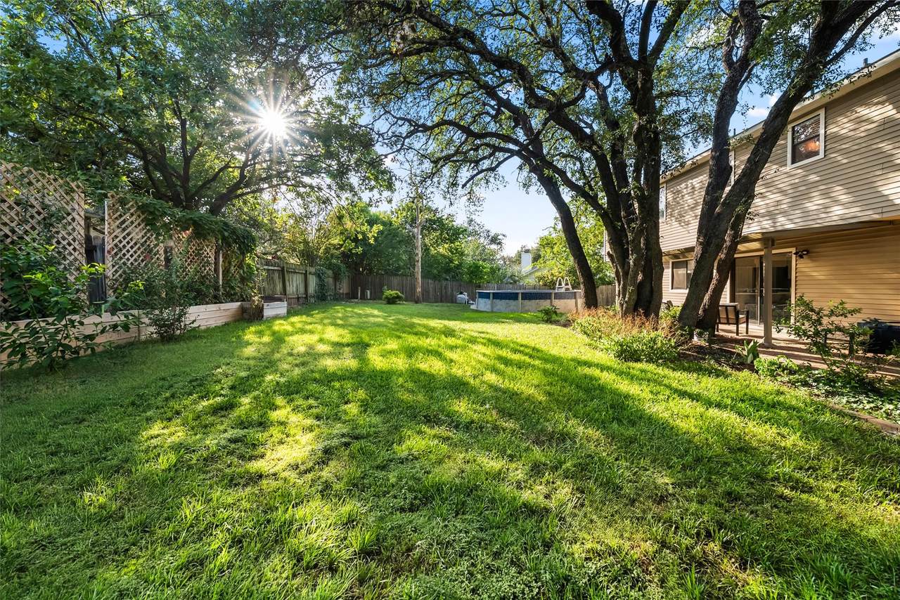 https://bt-photos.global.ssl.fastly.net/austin/1280_boomver_2_8721805-2.jpg
