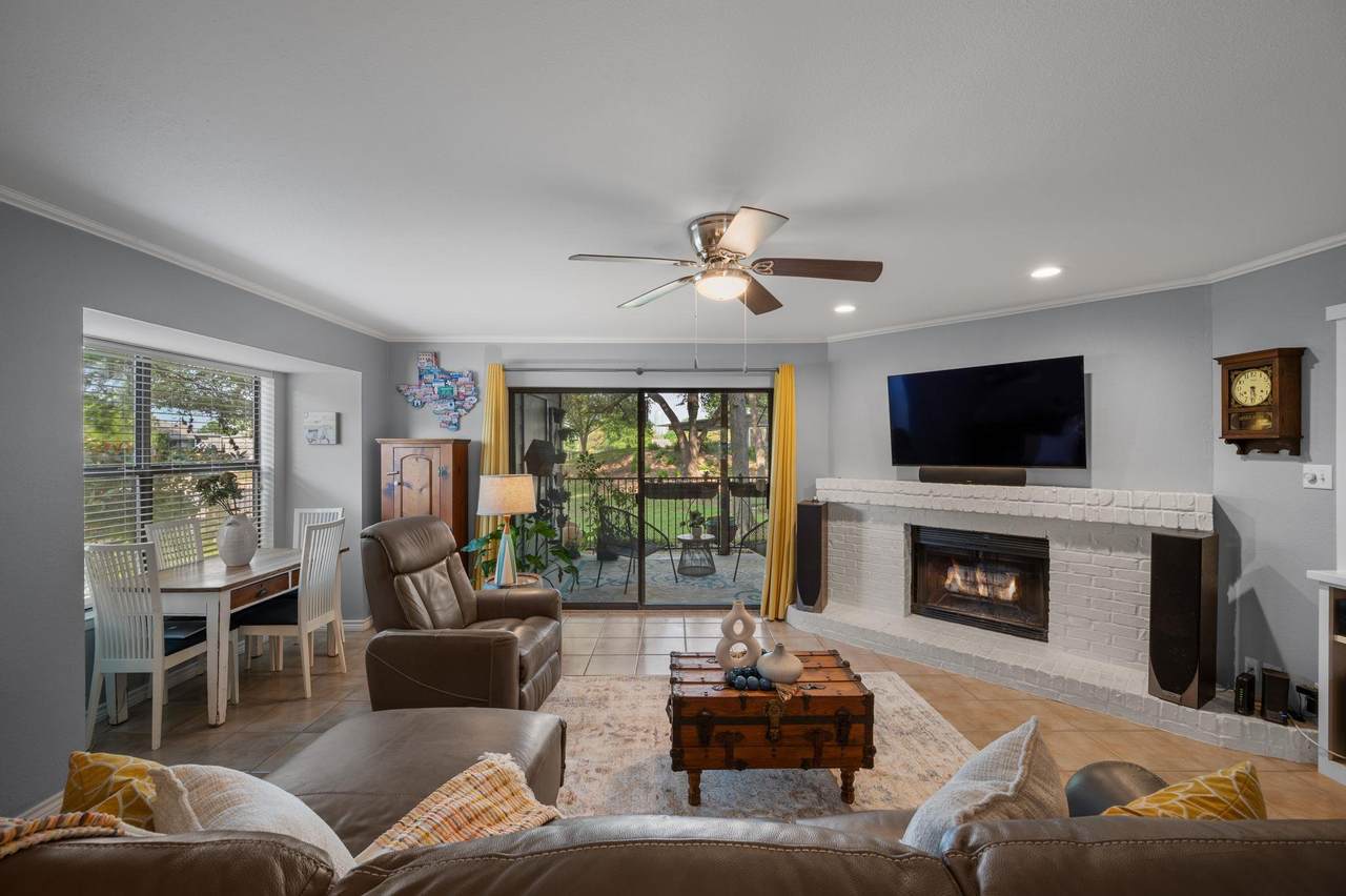 1135 Barton Hills Dr - Photo 1