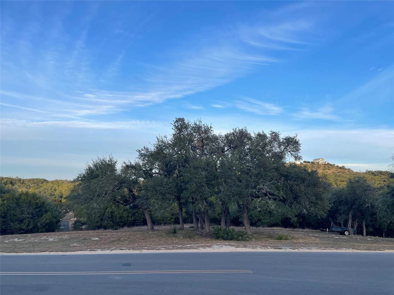 820 Sundown Trl - Photo 1