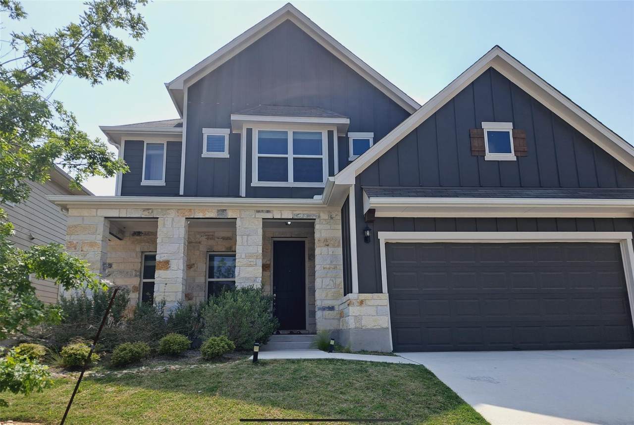 2633 Danbury Ln - Photo 1